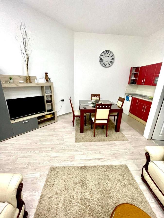 Apartment Tesla Pancevo Ngoại thất bức ảnh